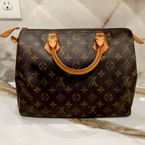 Louis Vuitton Handbags - Vintage Louis Vuitton Speedy 30 with Dust Bag